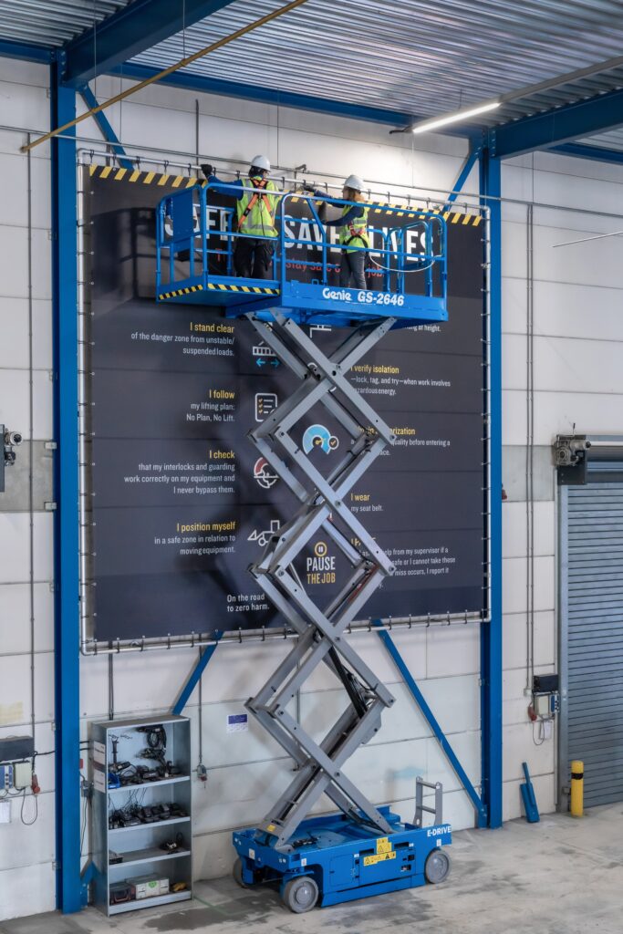 Genie GS-2646 scissor lift for hire
