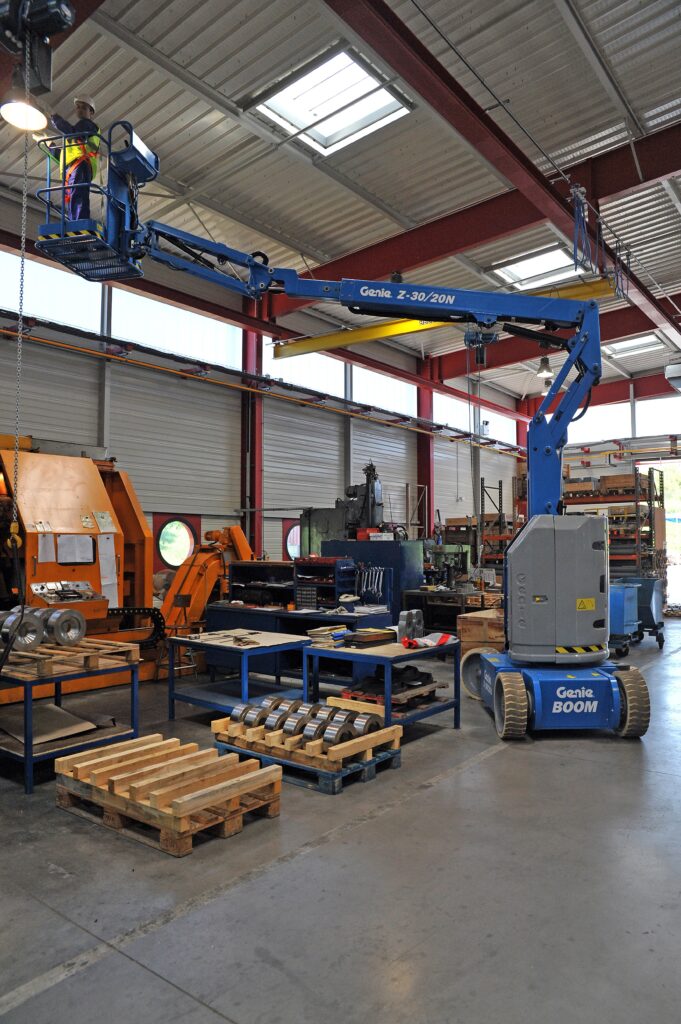 Genie Z-30/20N boom lift for hire